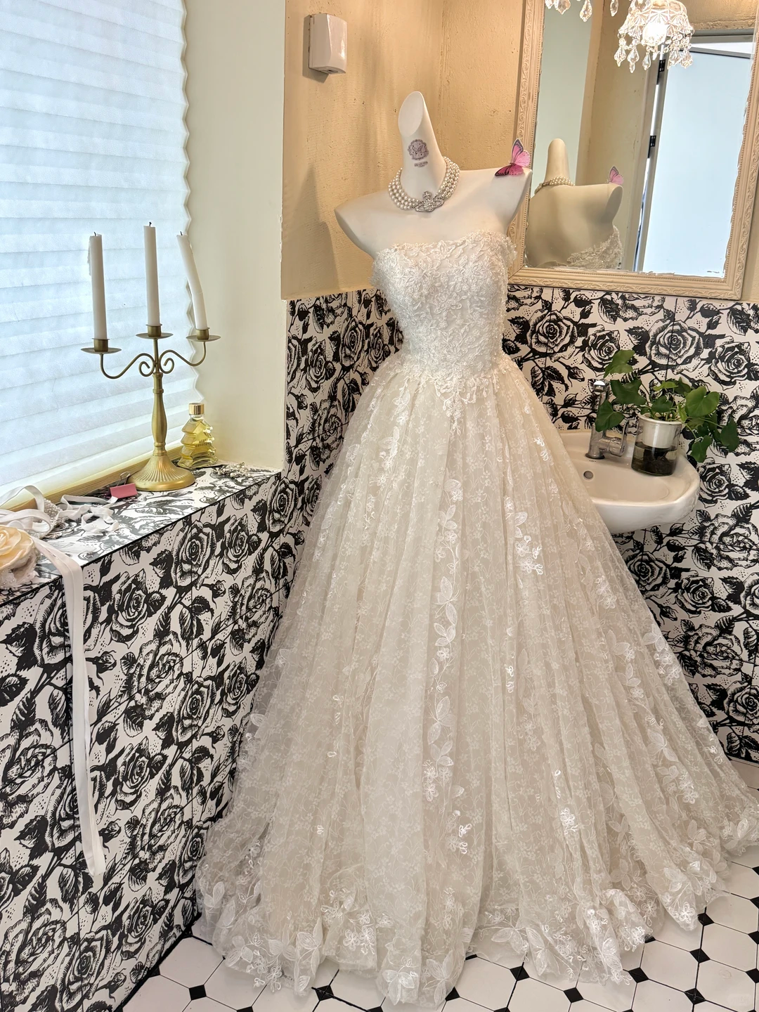 Ivory Strapless Waist-Cinched Full Flared Long Gentle Elegant Romantic Dress, Wedding Gown gh7668