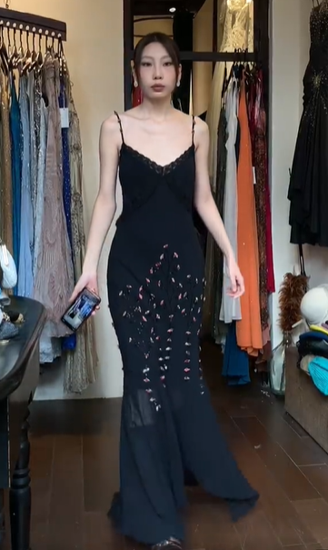Black Spaghetti Strap Lace V Neck Hand Beaded Floral Mermaid Chiffon Long Evening Prom Dress gh9792