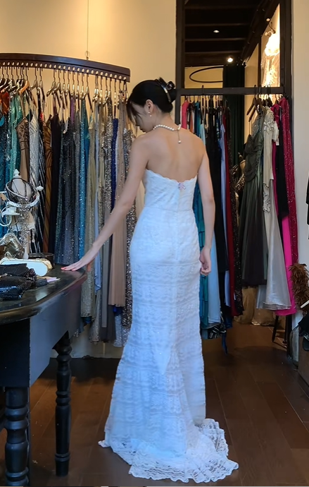 Strapless White Lace Evening Gown Sparkly Fabric Fitted Mermaid With Lace Train Long Prom Dress gh9701