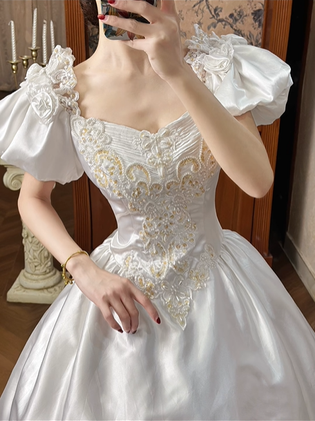 White Vintage Satin Wedding Ball Gown, Sweetheart Square Neck, Short Puff Sleeves, Gold‑Thread Lace Appliqué Pointed Waist, Voluminous A‑Line Skirt With Ruffle Lace Hem, Prom Dress gh8649
