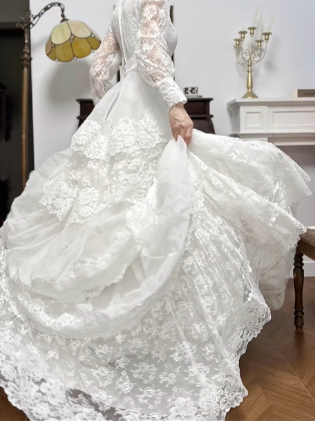 Ivory Vintage Lace Wedding Gown, Stand‑Up Collar With V‑Shape Scalloped Neckline, Long Lace Sleeves, Lace Appliqués Empire Waist, Multi‑Tier Cake‑Layer Lace Skirt With Long Train, Bridal Prom Dress gh8753