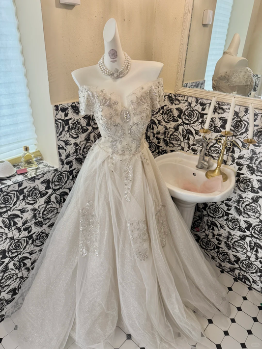 Silver Grey Off-the-Shoulder Cinched Waist Figure-Flattering Full Flared Skirt Long Romantic Dress, Wedding Gown gh7804
