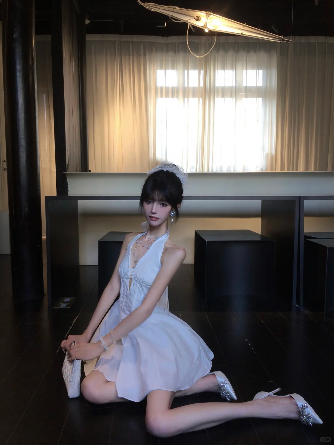 Women Elegant White Halter Homecoming Dress Deep V Neck Cutout Backless A-Line Flare Short Prom Gown gh9446