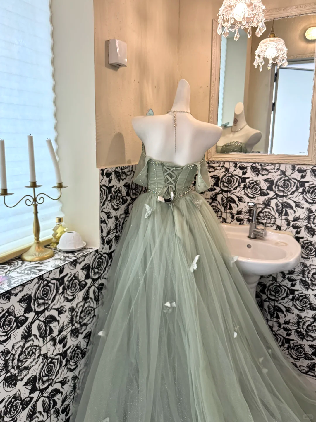 Light Green Strapless Waist-Cinched Full Flared Fairy Vintage Romantic Gown gh7560