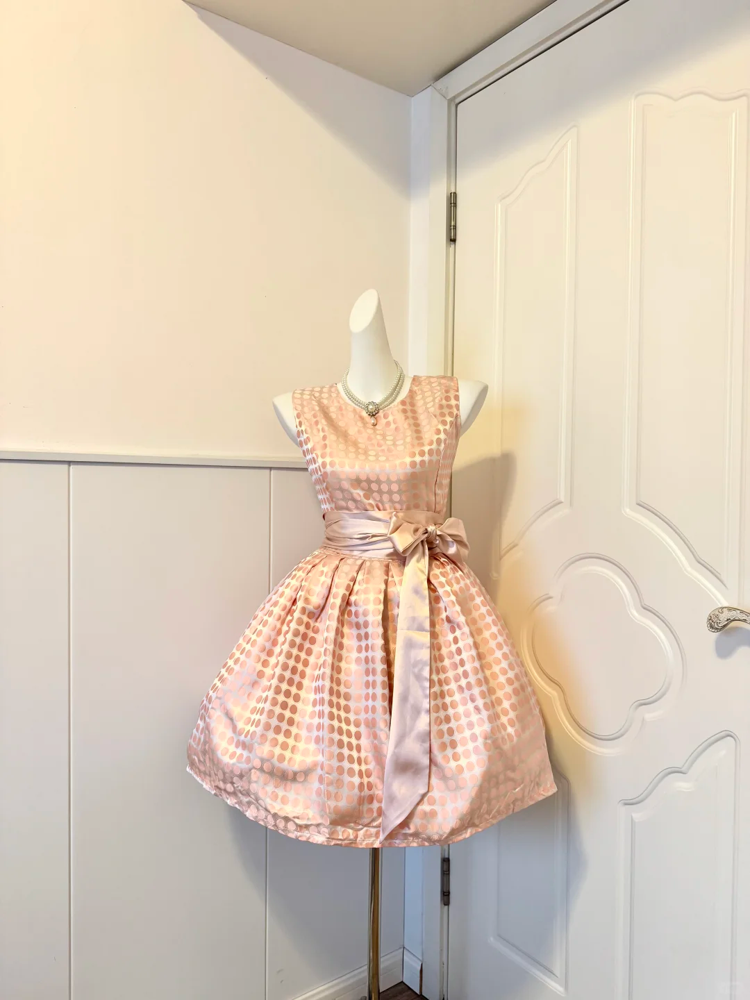 Light Pink Polka Dot Vintage Homecoming Dress Sleeveless Round Neck A-Line Cocktail Gown with Bow gh9370