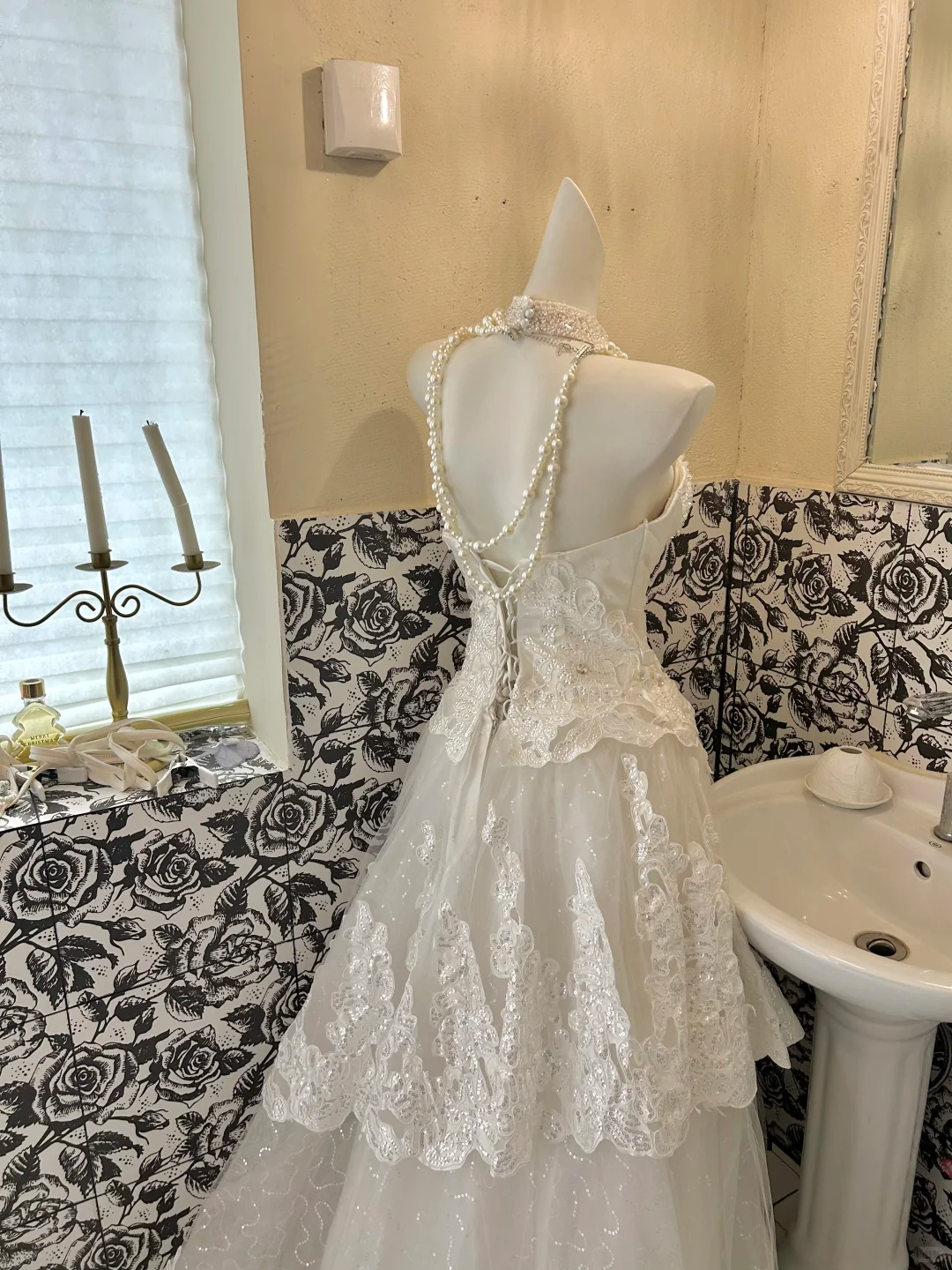 White Strapless Lace Cinched Waist Full Flared Skirt Sexy Elegant Romantic Dress, Wedding Gown gh7794