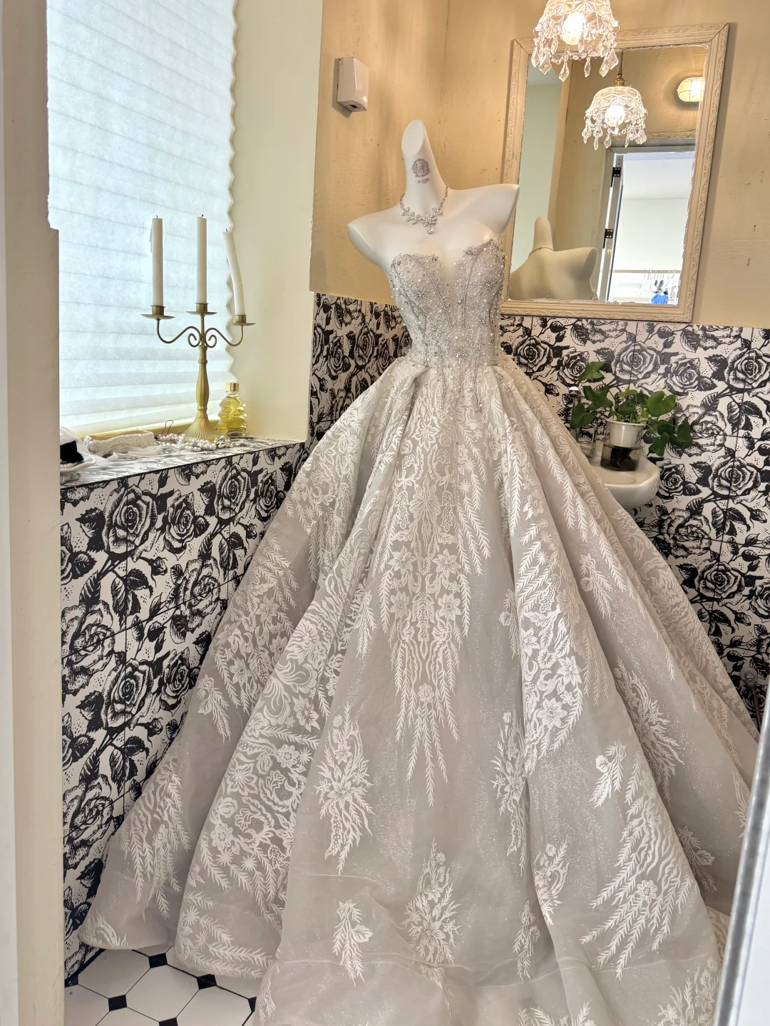 Ivory Strapless Waist-Cinched Voluminous Full Flared Long Romantic Dress, Wedding Gown gh7666
