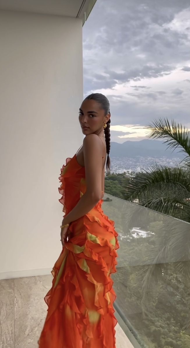 Robe de soirée élégante à bretelles spaghetti et à volants en mousseline de soie, robe de soirée, robe d'invité de mariage, orange, gh3318