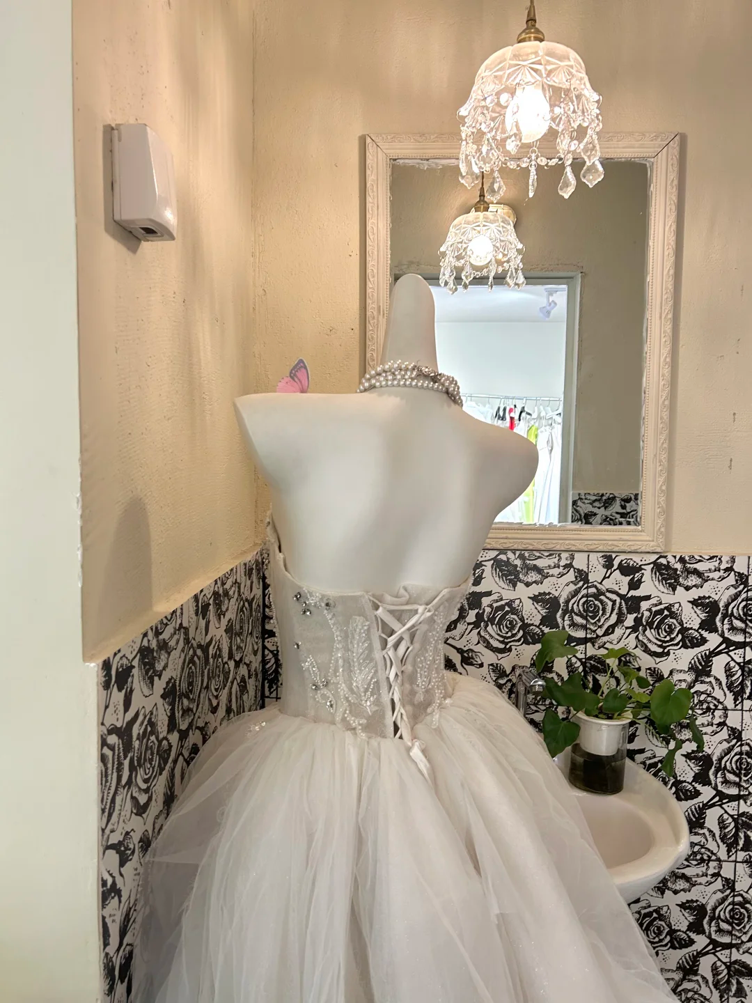 Ivory Strapless Waist-Cinched Full Flared Skirt Elegant Romantic Dress, Wedding Gown gh7650