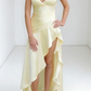 Robe longue jaune clair en satin à fines bretelles - Col en V, volants, fente haute - Idéale pour une garden-party, des vacances à la plage ou une soirée légère (gh6996)