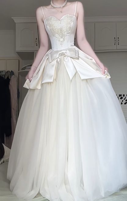 Off‑White Spaghetti Strap Wedding Gown, Sweetheart Lace Corset Bodice Satin Big Bow Tulle A‑Line Floor‑Length Prom Dress gh9054
