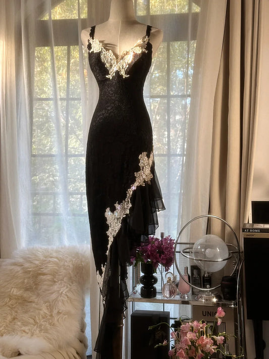 Schwarzes Retro-Kleid mit Spaghettiträgern, exquisite Spitze, lang, figurbetont, schmale Passform, elegantes Abendkleid, Partykleid gh3618