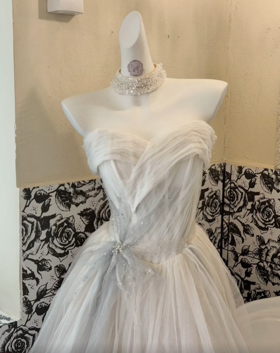 Light Gray Strapless Cinched Waist Voluminous Skirt Long Romantic Dress, Wedding Gown gh7826