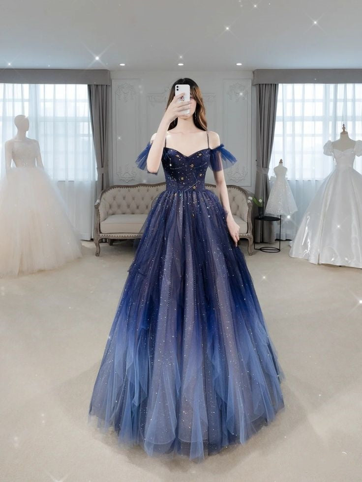 Blaues, wunderschönes, glänzendes Perlen-Spaghettiträger-Tüll-Abendkleid mit Farbverlauf und langen Ärmeln gh2580