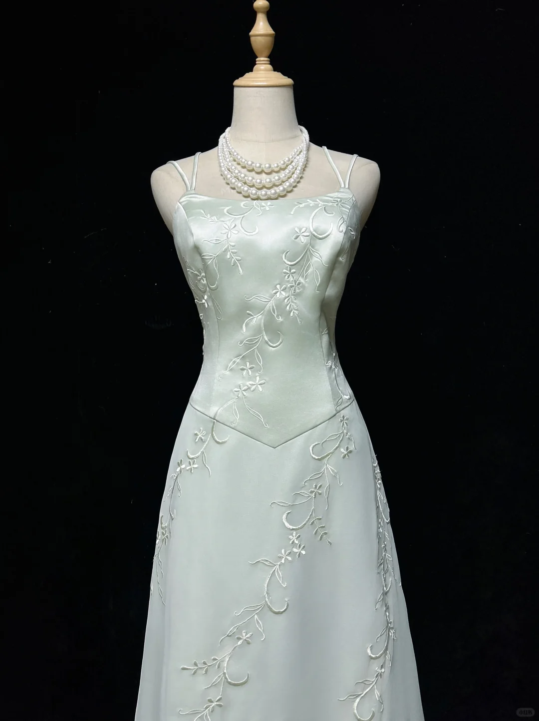 ✨Girlhomeshops-Mint Green Double Spaghetti Strap A-Line Gown Floral Embroidery gh10143