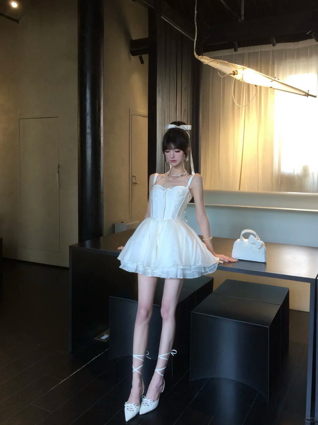 Women Dreamy White Wide Strap Homecoming Dress Heart Neck Bow Pearl Chain Boned Corset Multi-Layer Tulle Short Prom Gown gh9438