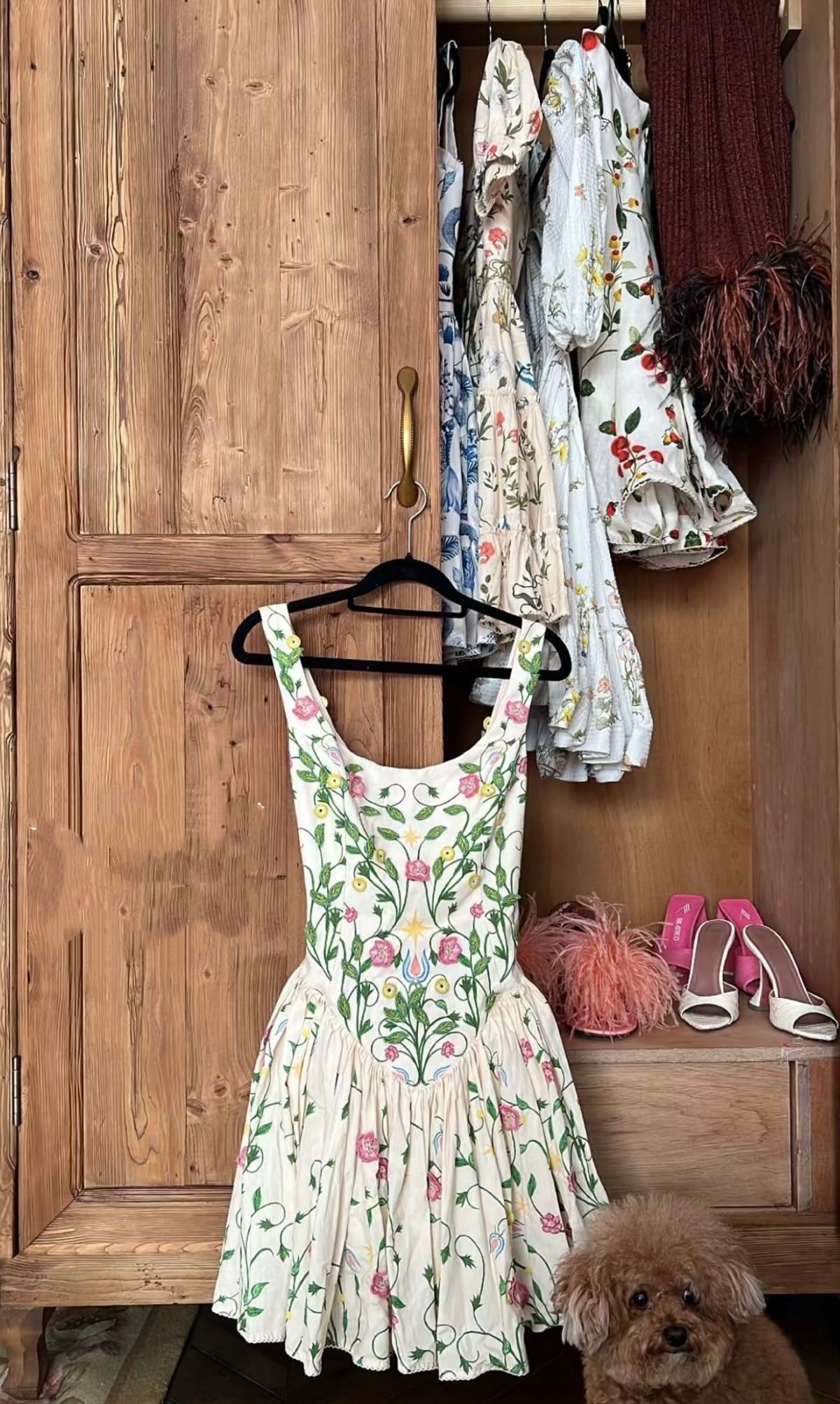 girlhomeshops – Kurzes Chiffon-Heimkehrkleid mit Blumenmuster, Reise- und Urlaubskleid gh5712