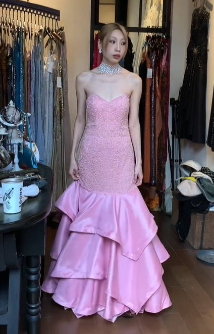 Pink Strapless Sweetheart Hand Beaded Tiered Ruffle Satin Mermaid Long Evening Prom Dress gh9785