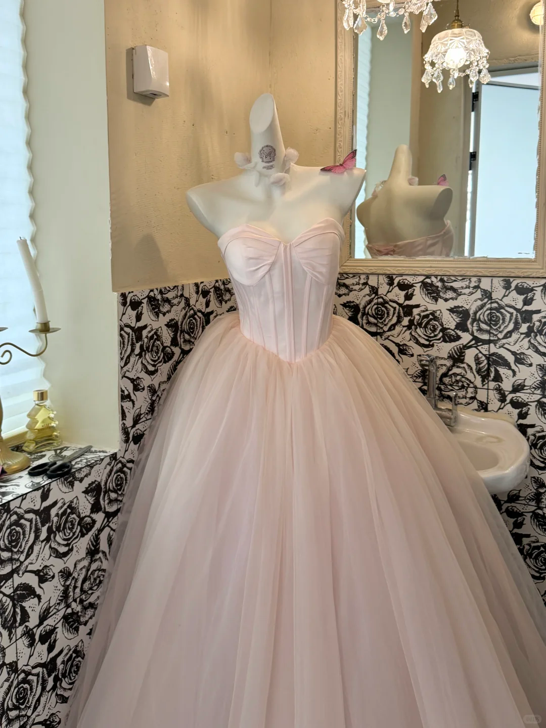 Light Pink Strapless Waist-Cinched Voluminous Skirt Princess Elegant Romantic Dress, Wedding Gown gh7653