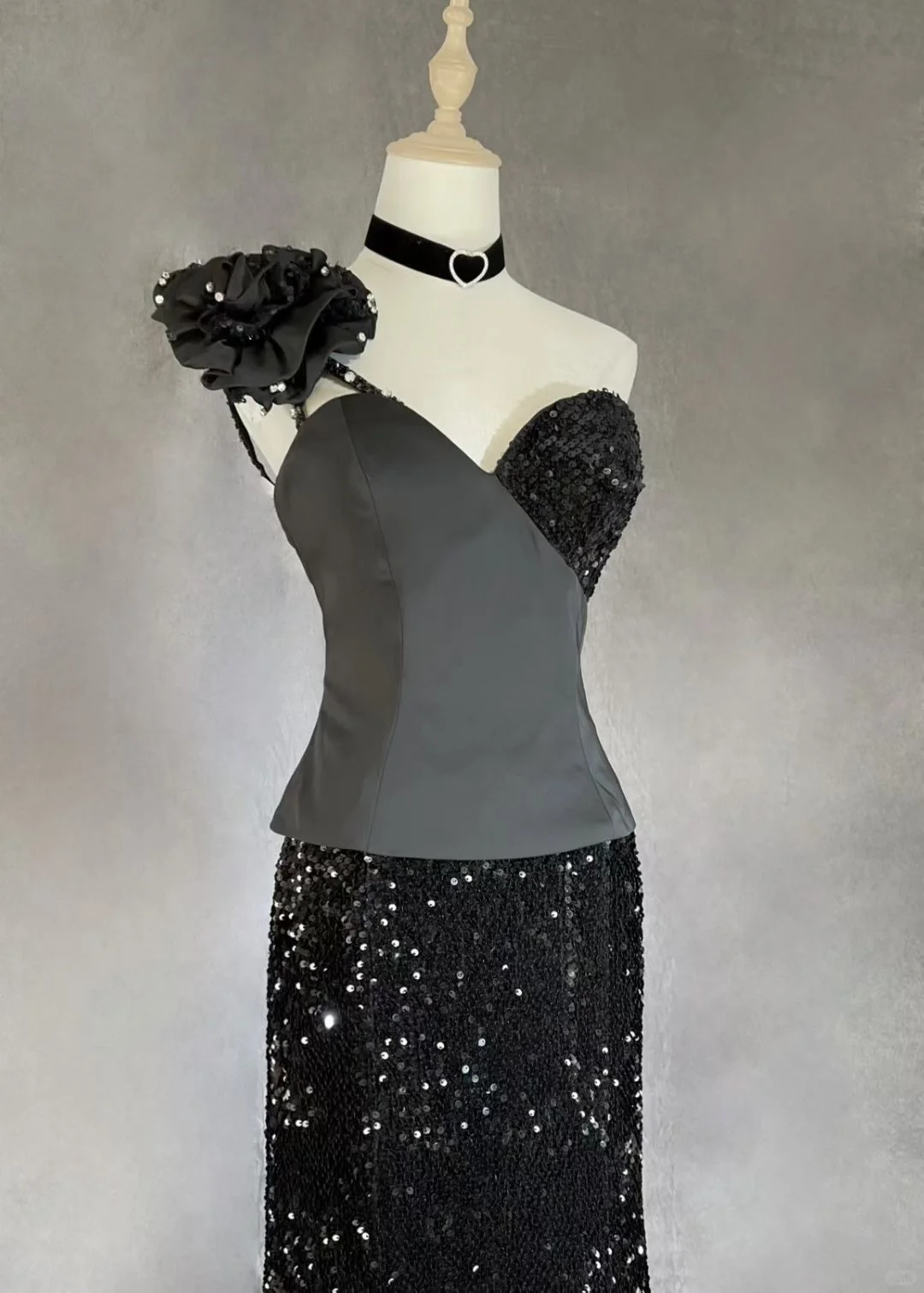 ✨Girlhomeshops-Black One Shoulder 3D Flower Sequin Mermaid Evening Gown gh10284