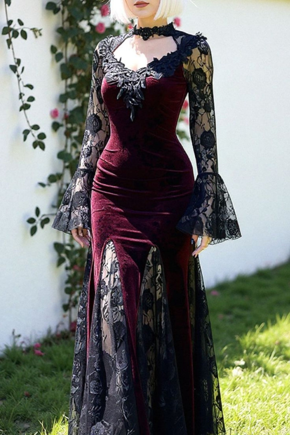 Girlhomeshops - Robe de soirée à manches longues en velours bordeaux et dentelle gothique GH5813