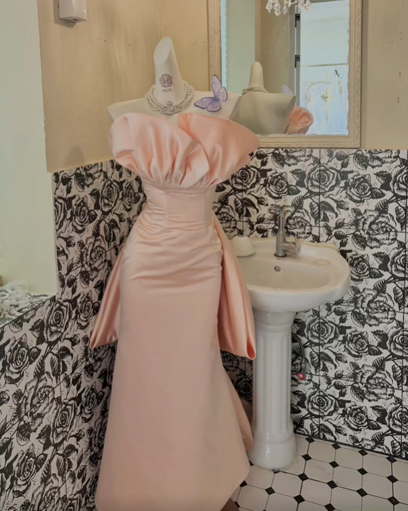 Light Pink Strapless Cinched Waist Figure-Flattering Bodycon Sexy Long Romantic Dress, Wedding Gown gh7817