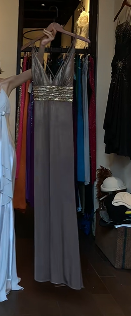 Taupe Chiffon Evening Gown Halter V Neck Gold Beaded Waist Flowy Long Formal Prom Dress gh9736