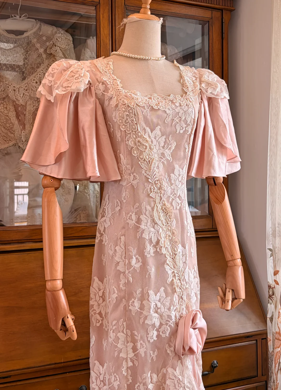 Dusty Pink Vintage Mermaid Long Gown, Lace Applique Flutter Sleeve Formal Dress gh9293
