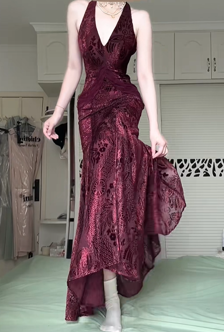 Burgundy Halter V‑Neck Long Evening Gown, Burnout Floral Velvet High‑Low Mermaid Formal Prom Dress gh9047