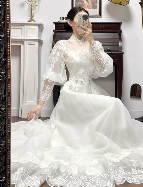 Ivory Vintage Lace Mock‑High‑Neck Puff‑Sleeve Double‑Lace‑Trim Long Train Wedding Dress gh8771