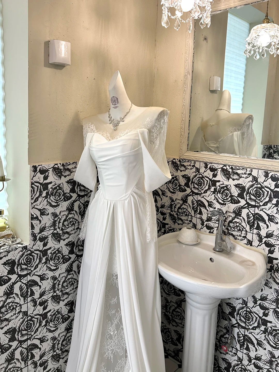 White Off-the-Shoulder Satin Waist-Cinched Slit Sexy Long Romantic Dress, Wedding Gown gh7718