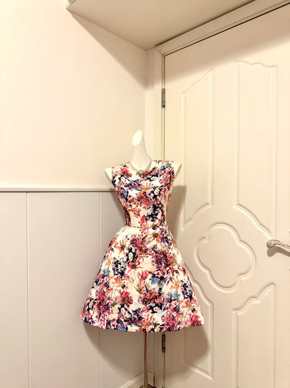 White Base Colorful Floral Print Sleeveless Short Cocktail Dress, Round Neck High‑Waist A‑Line Mini Homecoming Gown gh9158