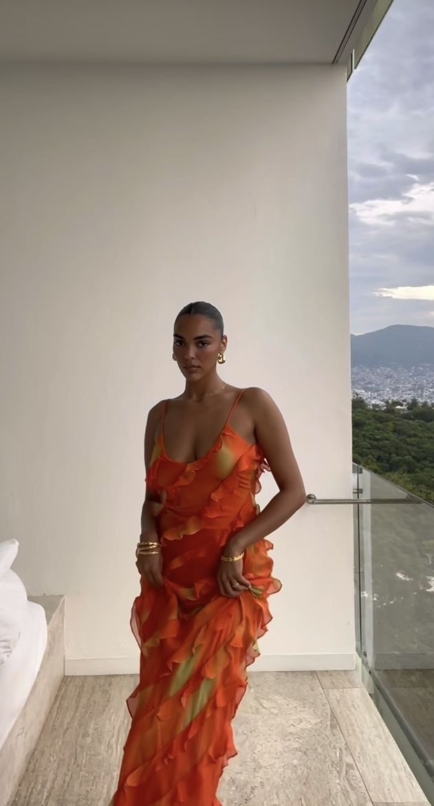 Robe de soirée élégante à bretelles spaghetti et à volants en mousseline de soie, robe de soirée, robe d'invité de mariage, orange, gh3318