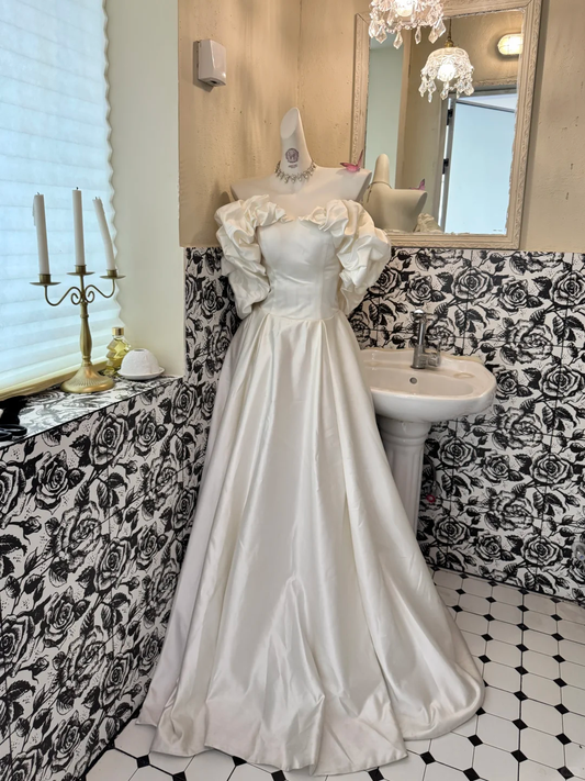 White Off-the-Shoulder Satin Cloud Neckline Waist-Cinched Fitted Elegant Romantic Dress, Wedding Gown gh7543