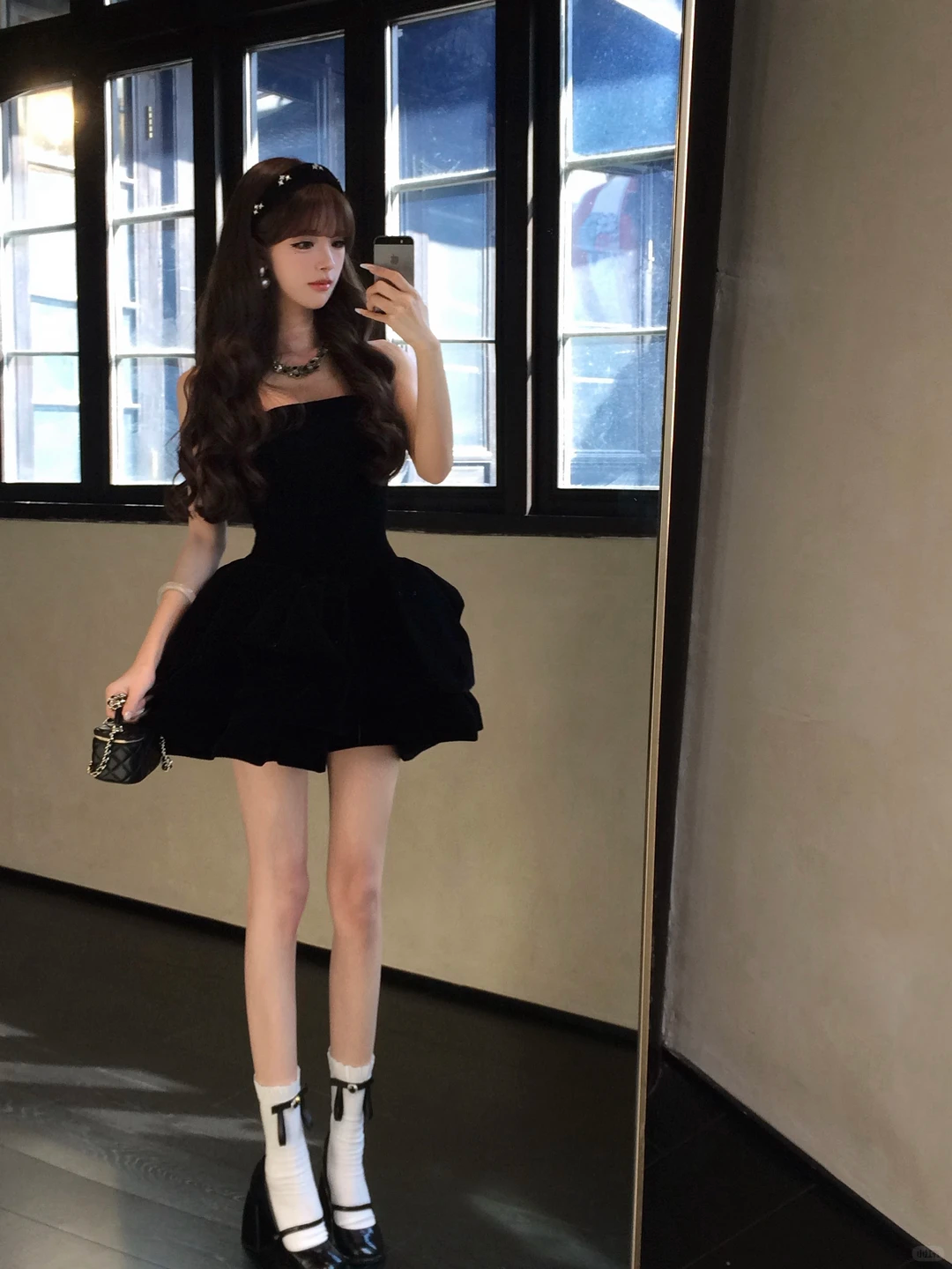 Women Retro Black Strapless Homecoming Dress Velvet High Waist Layered Ruffle Puffy Short Party Dress gh9429