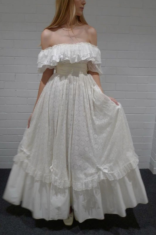 girlhomeshops-off-shoulder dress White Simple Exquisite Tulle Lace Long One-Shoulder Fashion Dress Wedding Dress gh5838