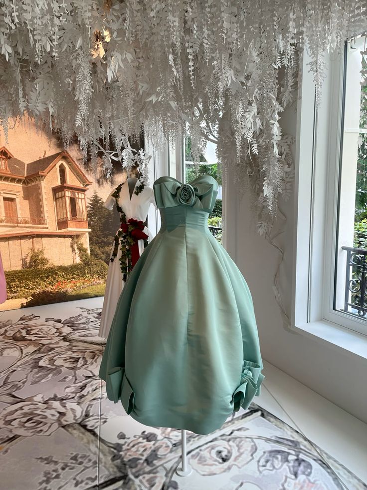 Girlhomeshops - Robe de soirée mi-longue verte avec haut tube Hoco gh5621
