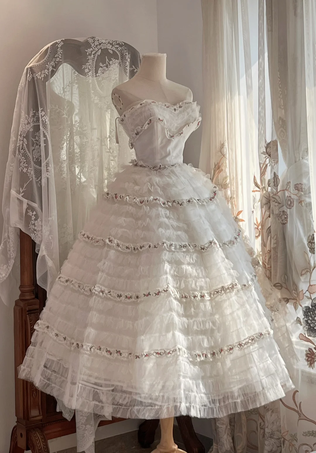 White Strapless Vintage Princess Midi Gown, Tiered Tulle Party Dress gh9318