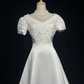 Round Neck Vintage A Line Bridal Gown Puff Short Sleeves Lace Embroidery Wedding Dress with Train gh9542
