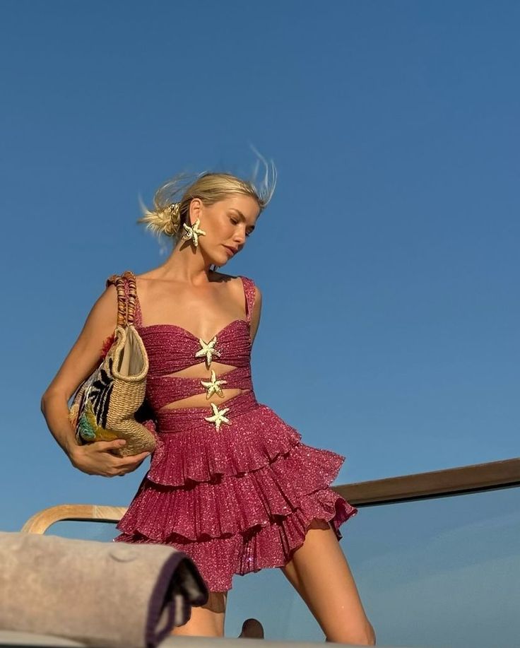 Robe courte en mousseline de soie rose brillante et mignonne à volants, tenue de soirée, d'anniversaire, de vacances, gh4849