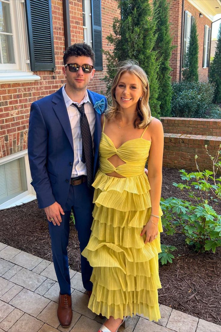 Robe de soirée longue en satin jaune élégante à bretelles spaghetti, robe de bal à plusieurs niveaux, robe de soirée formelle gh3655