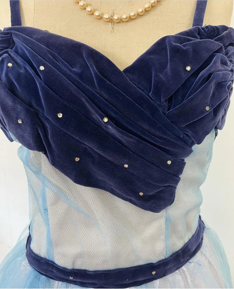 Blaues süßes zartes Perlen-Spaghettiträger-langes Tüll-Ballkleid Abendkleid Partykleid Homecoming-Kleid gh3488
