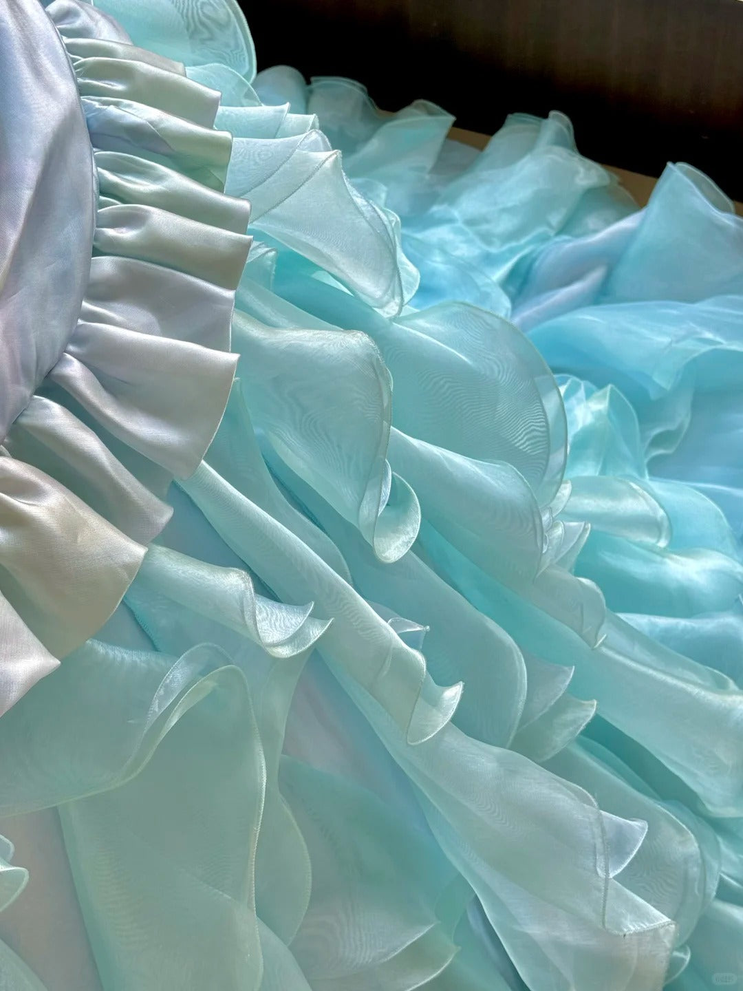Girlhomeshops - Blaues, wunderschönes, elegantes, glänzendes, langes Quinceanera-Kleid aus Tüll, Ballkleid, Abschlusskleid, gh5002