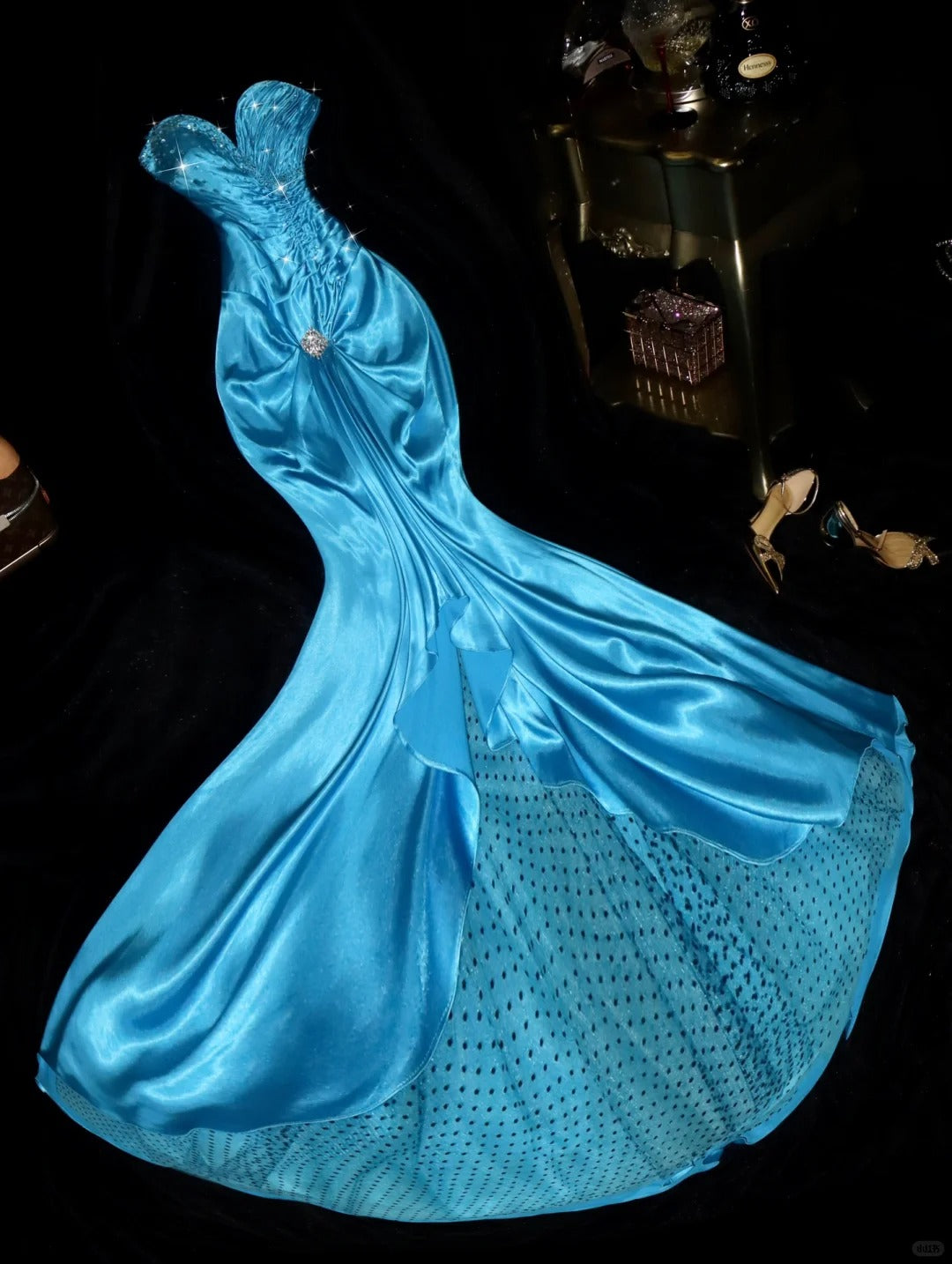 Robe de soirée longue en satin bleu avec strass, magnifique robe de soirée, robe d'anniversaire, gh4457
