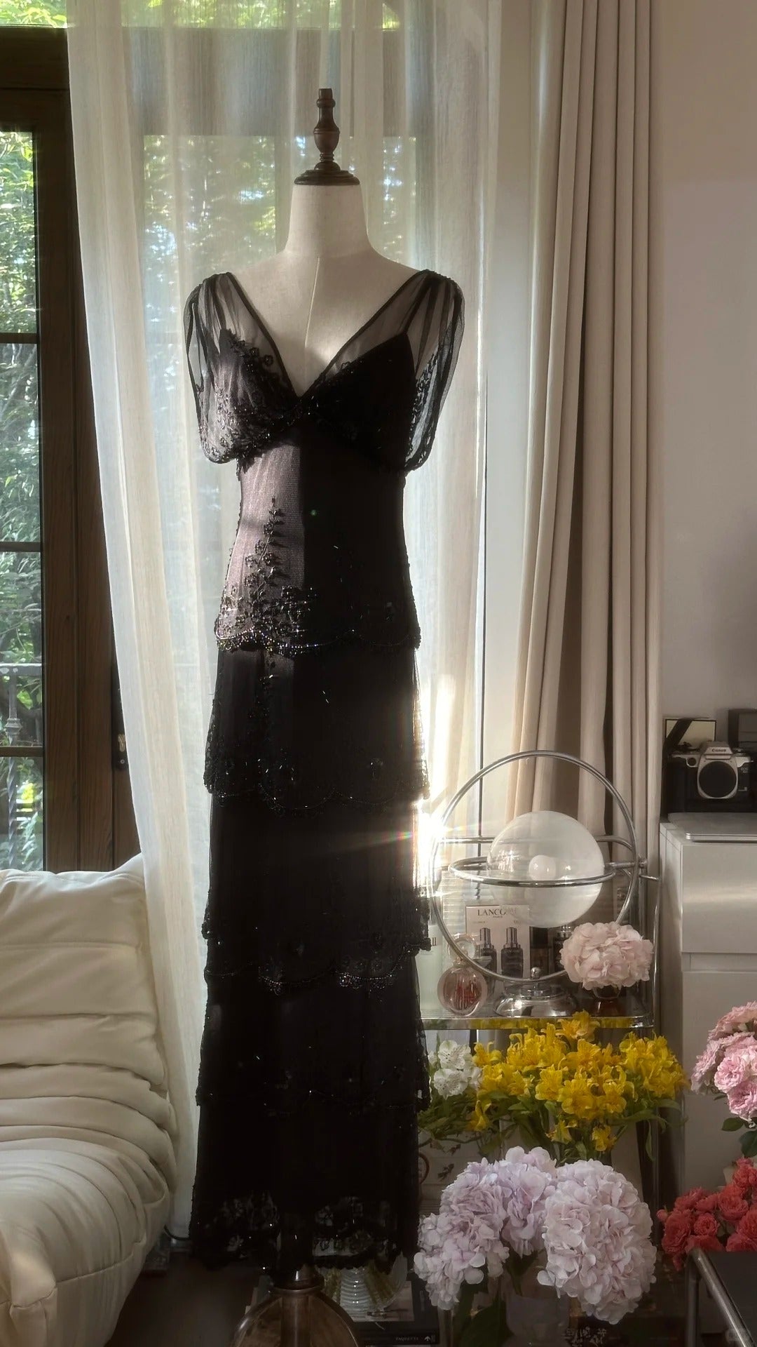 Schwarzes, perlenbesetztes, elegantes, langes, gestuftes Chiffon-Ballkleid, Abendkleid, Partykleid gh4751