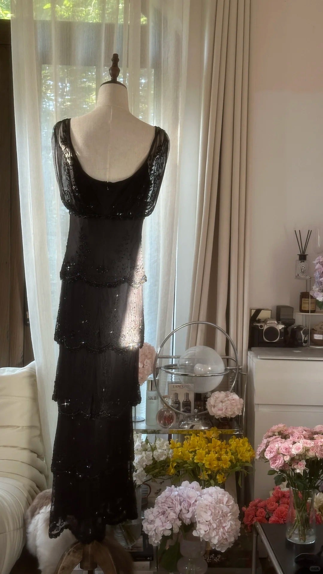 Schwarzes, perlenbesetztes, elegantes, langes, gestuftes Chiffon-Ballkleid, Abendkleid, Partykleid gh4751