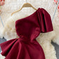 Stilvolles One-Shoulder-Satin-Kurzkleid, Partykleid 10918