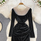 Schwarzes Samtkleid mit langen Ärmeln Modekleid 10929
