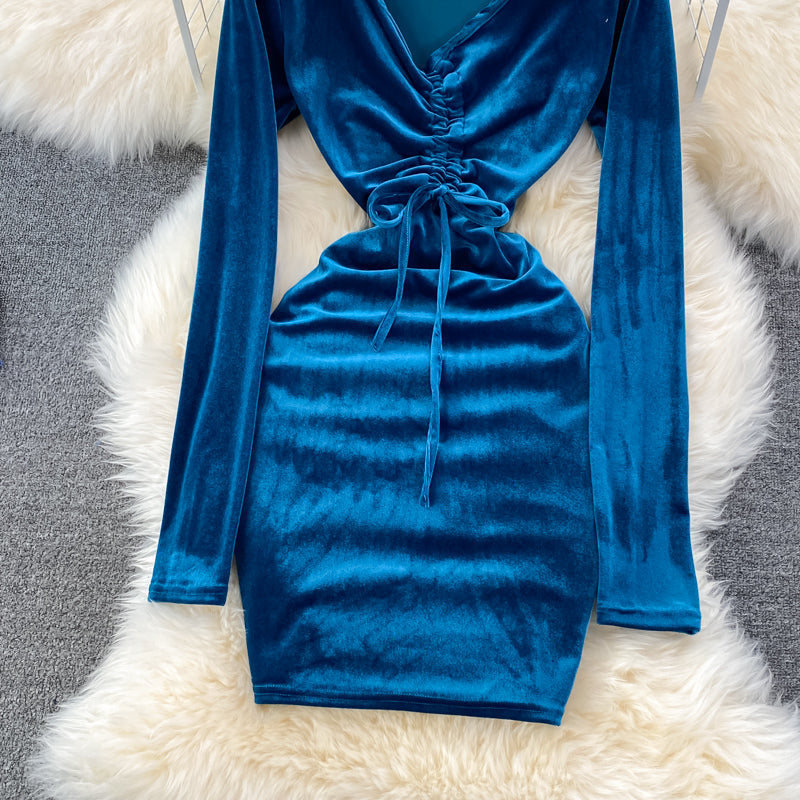 Sexy Langarm-Kleid aus Samt mit V-Ausschnitt Modekleid 10864 