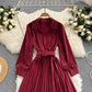 Einfaches Langarmkleid mit V-Ausschnitt A-Linie Modekleid 10946